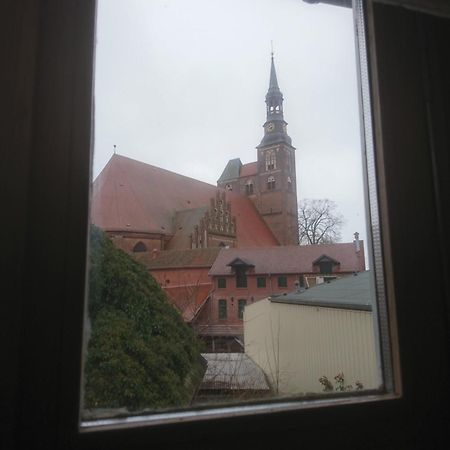 Im Kurfuerstlichen Zollamt Apartment Tangermuende Luaran gambar